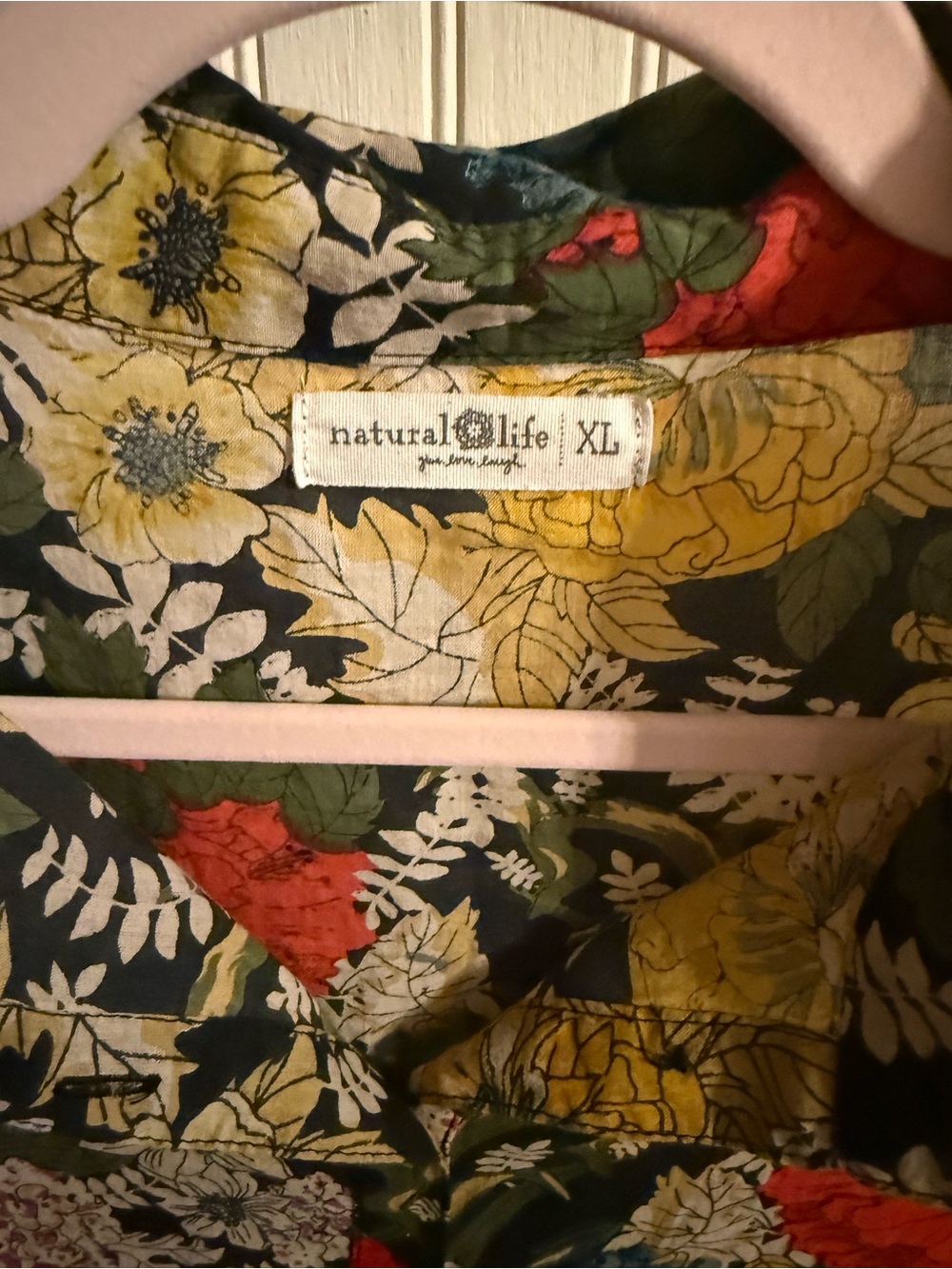 Natural Life button down down shirt vibrant colors - Picture 4 of 6